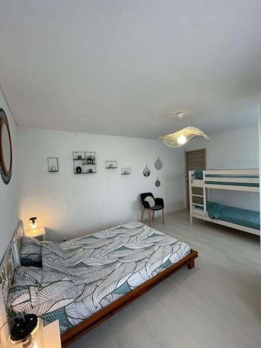 Appartement Chaleureux Au Calme Proche Du Chateau Mauleon Ngoại thất bức ảnh